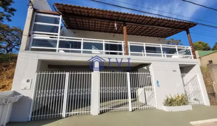 Casa com 3 quartos à venda no Aeronautas, Lagoa Santa  por R$ 690.000