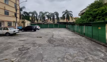 Engenho de Dentro apartamento 2 quartos garagem condomínio barato