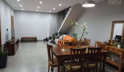 Casa Sobrado em Indaiatuba, Condomínio Jardins di Roma com 3 quartos - 211 m²