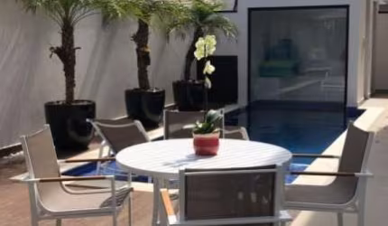 Casa Sobrado em Indaiatuba, Condomínio Maria Dulce com 4 suítes - 294 m²
