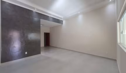 Casa Térrea em Indaiatuba, Vila Castelo Branco com 2 quartos e 1 suíte - 115 m²