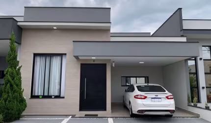 Casa Térrea em Indaiatuba, Condomínio Mantova com 3 suítes - 140 m²