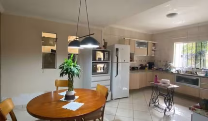 Sobrado à venda em Indaiatuba, 3 quartos, 1 suíte, 145m²