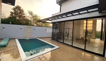 Casa Térrea em Indaiatuba, Condomínio Mantova com 3 suítes - 204 m²