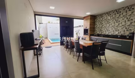 Casa Térrea em Indaiatuba, Condomínio Jardins Di Roma com 3 suítes - 204 m²