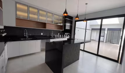 Casa Térrea Indaiatuba, Condomínio Gran Reserve com 3 suítes - 140 m²