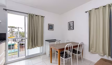 Apartamento com 1 dormitório para alugar, 28 m² por R$ 1.750,00 + taxas/mês - Rebouças - Curitiba/PR