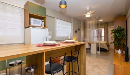 Apartamento com 1 dormitório para alugar, 34 m² por R$ 2.500/mês - Centro - Curitiba/PR