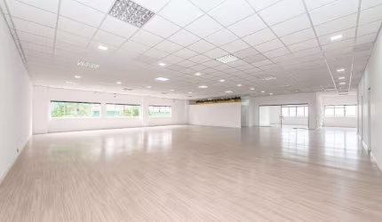 Loja para alugar, 426 m² por R$ 17.040,00/mês + Taxas Ahú - Curitiba/PR