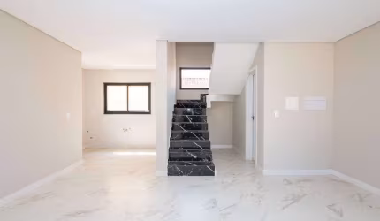 Sobrado com 3 dormitórios à venda, 129 m² por R$ 650.000,00 - Santa Felicidade - Curitiba/PR