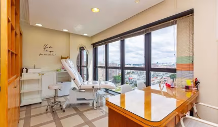 Sala alugada à venda, 28 m² por R$ 340.000 - Centro - Curitiba/PR