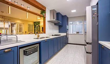 Casa com 4 dormitórios à venda, 163 m² por R$ 1.245.000,00 - Bacacheri - Curitiba/PR