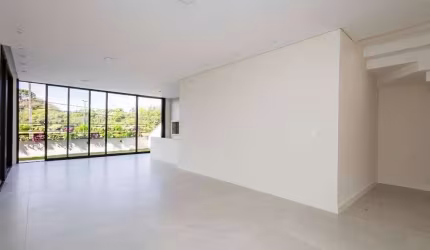 Casa alto padrão nova com 3 suítes à venda, 261 m² por R$ 2.640.000 - Santa Felicidade - Curitiba/PR