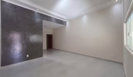 Casa à venda, com três dormitórios em excelente localização,  Cidade Nova, Indaiatuba, SP