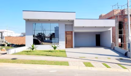 Casa à venda, Moderna e nova, com três dormitórios em excelente localização , lazer completo nas  C