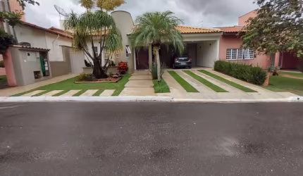 Casa à venda com três dormitórios em condominio, Jardim Donalísio, Salto, SP