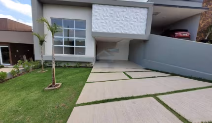 Linda Casa à venda em condominio com três suites, Jardim Residencial Viena, Indaiatuba, SP