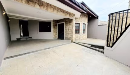 Casa à venda com quatro dormitórios em ótima localização, próximo Parque Ecológico ,Jardim Regina,