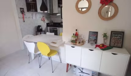 2/4 - Casa Duplex - Centro