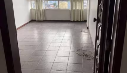 3/4 com suíte + dependência - Condomínio Edifício Ogun