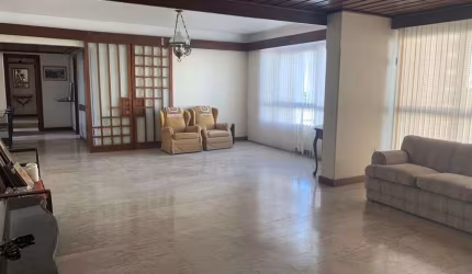 4/4 com suíte + Dependência  - Condomínio do Edifício Itaipava