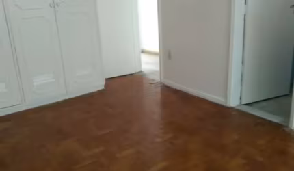 3/4 com suíte + Dependência - Condomínio Edifício Vistamar