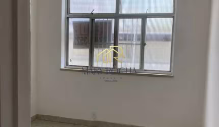 3/ - com suíte | Edifício Casablanca - Acupe de Brotas