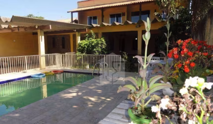 Casa com 4 dormitórios à venda, 307 m² por R$ 530.000,00 - Itapeba - Maricá/RJ