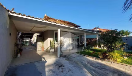 Casa com 3 dormitórios à venda, 200 m² por R$ 750.000,00 - Ponta Grossa - Maricá/RJ