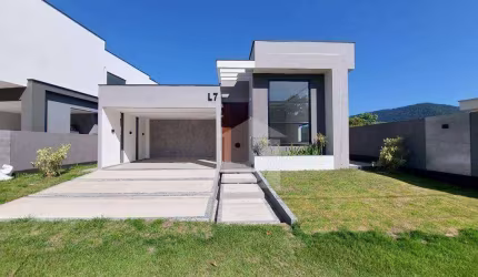 Casa com 3 dormitórios à venda, 135 m² por R$ 845.000,00 - Ubatiba - Maricá/RJ