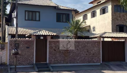 Casa com 3 dormitórios à venda, 250 m² por R$ 790.000,00 - Condado de Maricá - Maricá/RJ