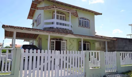 Casa com 3 dormitórios à venda, 240 m² por R$ 590.000 - Flamengo- Maricá/RJ