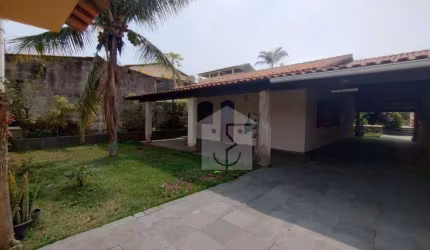 Casa com 2 dormitórios à venda, 241 m² por R$ 500.000,00 - Guaratiba - Maricá/RJ