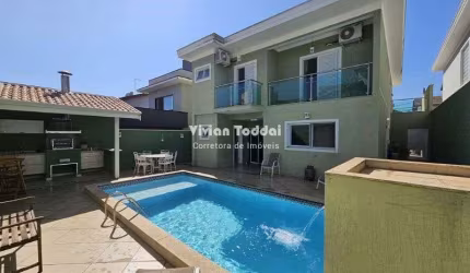 Casa Condomínio - Village Das Flores