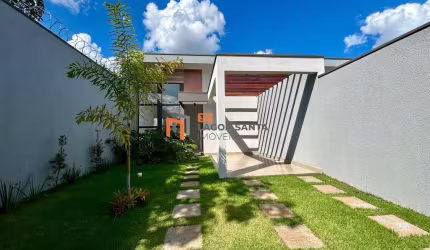 CASA  DE TRÊS  QUARTOS NO BAIRRO LAGOA MANSÕES