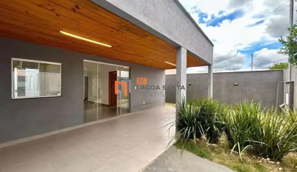 CASA DE TRÊS QUARTOS NO BAIRRO VILA MARIA LAGOA SANTA