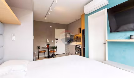 Studio no Berlin Coliving, mobiliado, moderno e funcional, a venda no Água Verde!