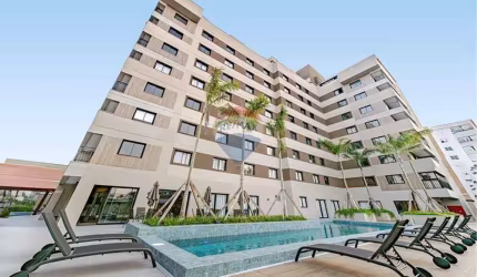Studio mobiliado a venda no One House por R$ 269.000,00, entre os bairros Portão e Novo Mundo, em Curitiba/PR.