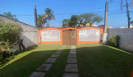 Casa para Venda em Itanhaém, Gaivota, 2 dormitórios, 1 suíte, 1 banheiro, 5 vagas