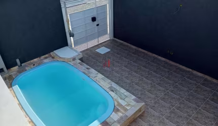 Casa com piscina em Itanhaém, Suarão, 4 dormitórios, 2 suítes, 1 banheiro, 2 vagas