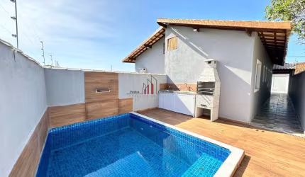 Casa para Venda em Itanhaém, Bopiranga, 2 dormitórios, 1 suíte, 1 banheiro, 2 vagas