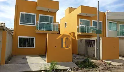 Casa Duplex com 2 dormitórios à venda, 86 m² por R$ 270.000 - Chácara Mariléa - Rio das Ostras/RJ