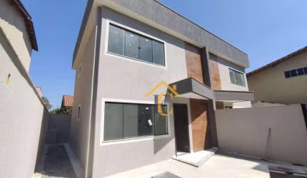 Casa com 3 dormitórios à venda, 92 m² por R$ 450.000,00 - Village Rio das Ostras - Rio das Ostras/RJ