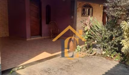 Casa com 3 dormitórios à venda, 200 m² por R$ 750.000,00 - Ouro Verde - Rio das Ostras/RJ