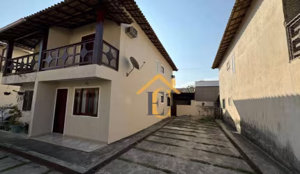 Casa com 2 dormitórios à venda, 95 m² por R$ 310.000,00 - Jardim Campomar - Rio das Ostras/RJ