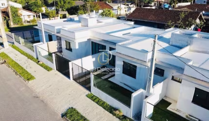 Casas ao lado de caioba 3 quartos matinhos