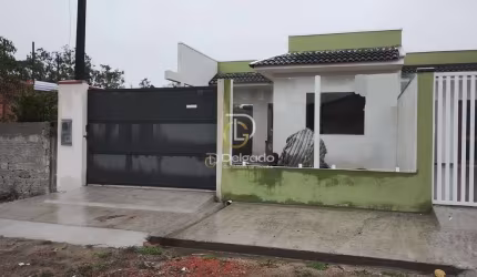 Casa com 3 quartos balneário praia grande