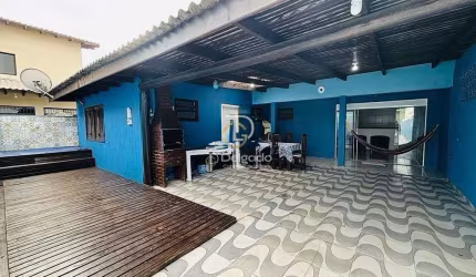 Casa no centro praia de leste 3 quartos a venda