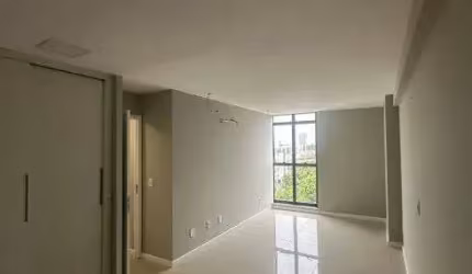 Apartamento 85 m², 2 quartos (1 suíte), área de lazer, 2 vagas. R$ 700.000.