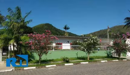 Vende-se Propriedade a 400m da Praia - Martim de Sá, Caraguatatuba-SP